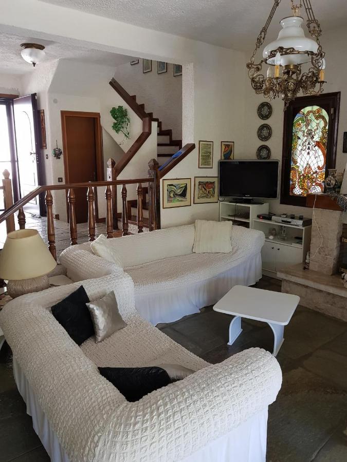 Beachfront Villa 100M From Sea For Up To 10 Guests シビリ エクステリア 写真