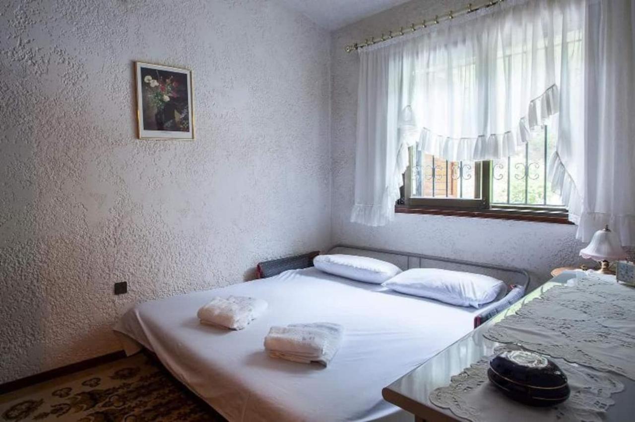 Beachfront Villa 100M From Sea For Up To 10 Guests シビリ エクステリア 写真