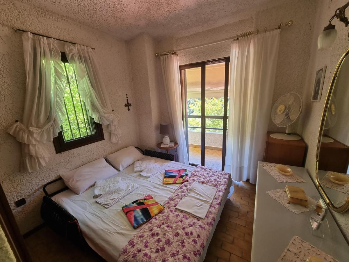 Beachfront Villa 100M From Sea For Up To 10 Guests シビリ エクステリア 写真