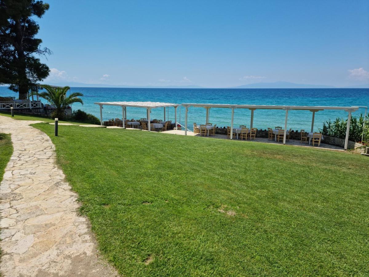 Beachfront Villa 100M From Sea For Up To 10 Guests シビリ エクステリア 写真