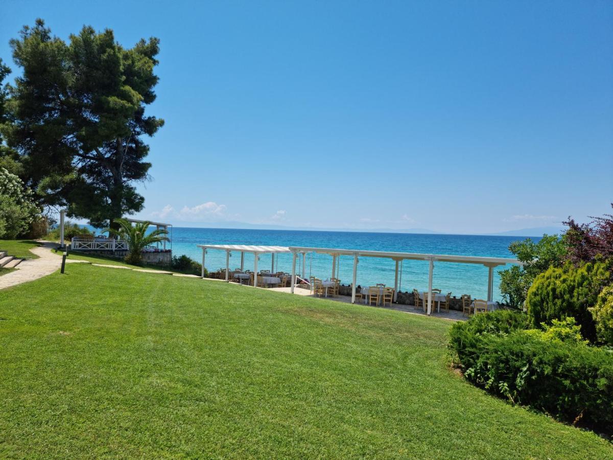 Beachfront Villa 100M From Sea For Up To 10 Guests シビリ エクステリア 写真