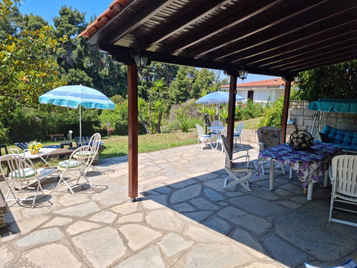 Beachfront Villa 100M From Sea For Up To 10 Guests シビリ エクステリア 写真