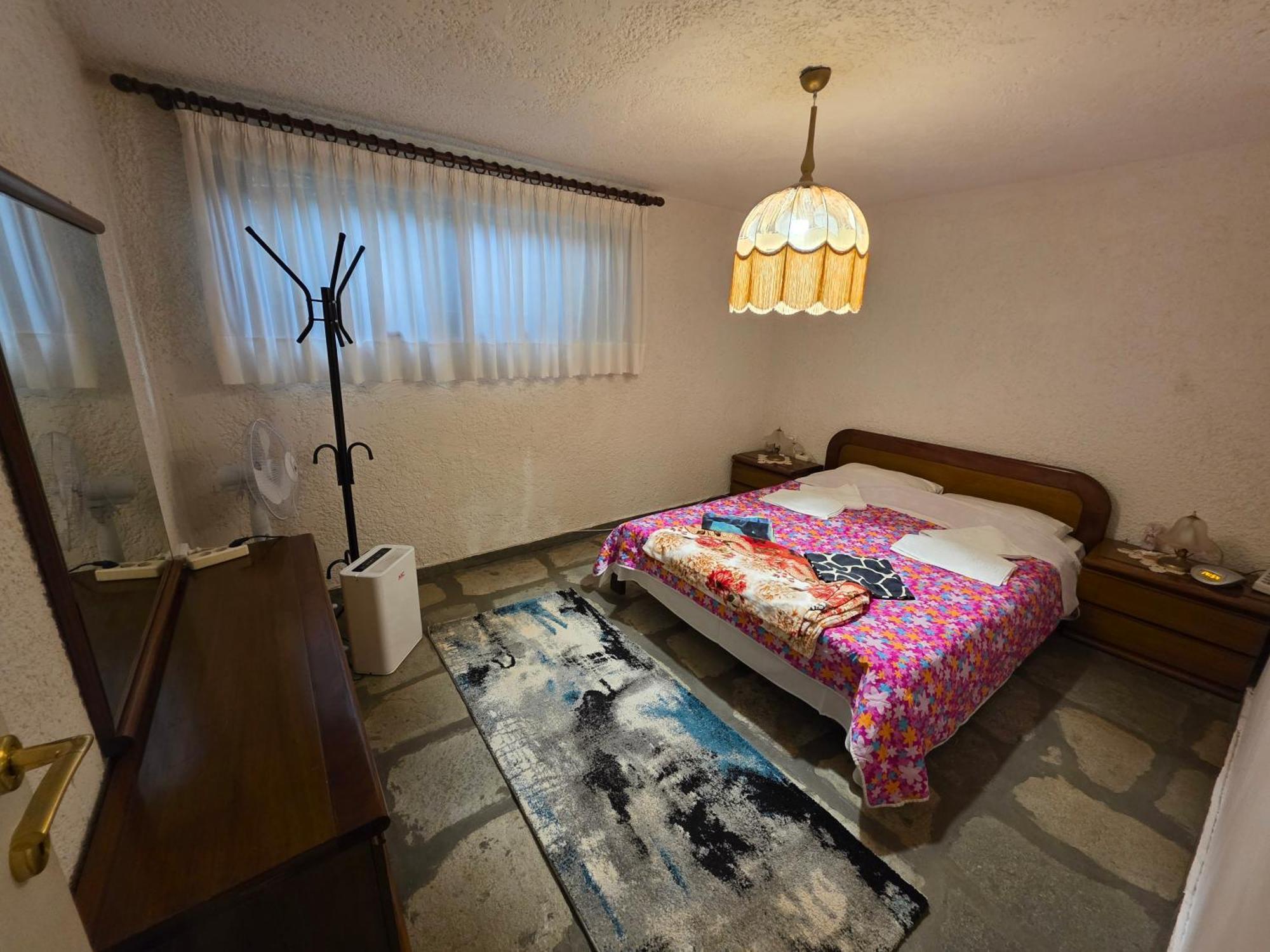 Beachfront Villa 100M From Sea For Up To 10 Guests シビリ エクステリア 写真